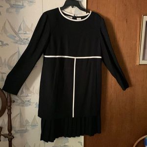 Liz Claiborne Black Dress with white piping pleated bottom back zipper size 10